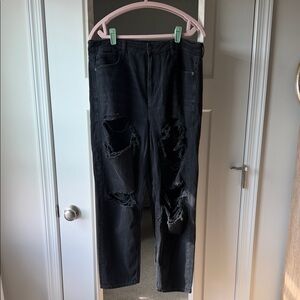 American Eagle Outfitters Women’s Ripped Black Jeans